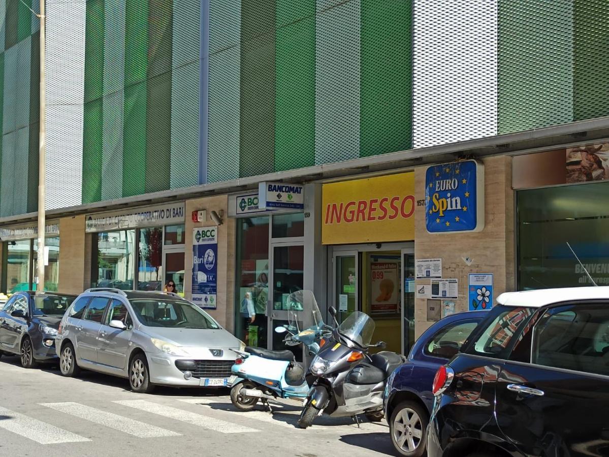Holiday House Nel Cuore Di Bari Buitenkant foto