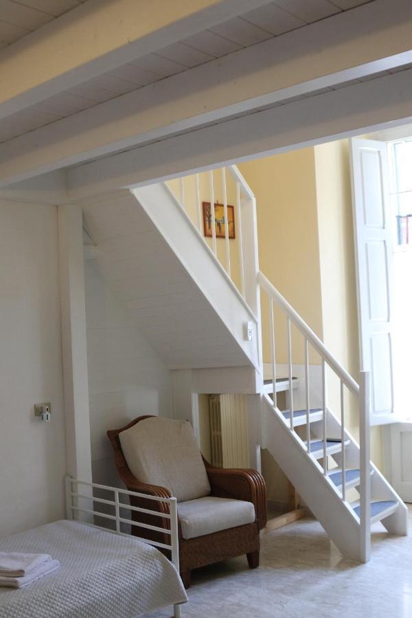Holiday House Nel Cuore Di Bari Buitenkant foto