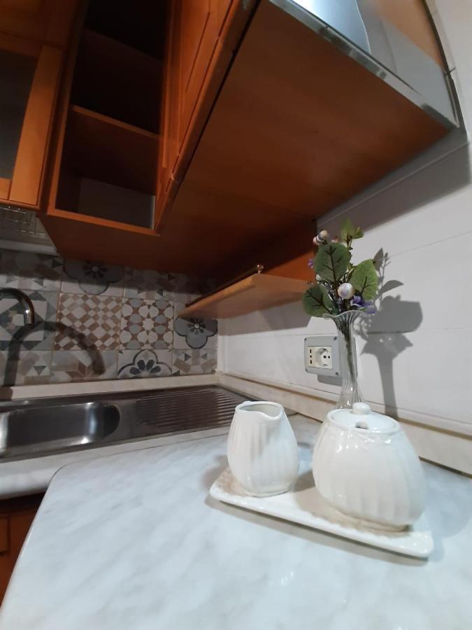 Holiday House Nel Cuore Di Bari Buitenkant foto